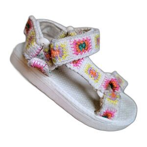 zara toddler girl White Granny Square Crochet sandals US 8/ EU 24